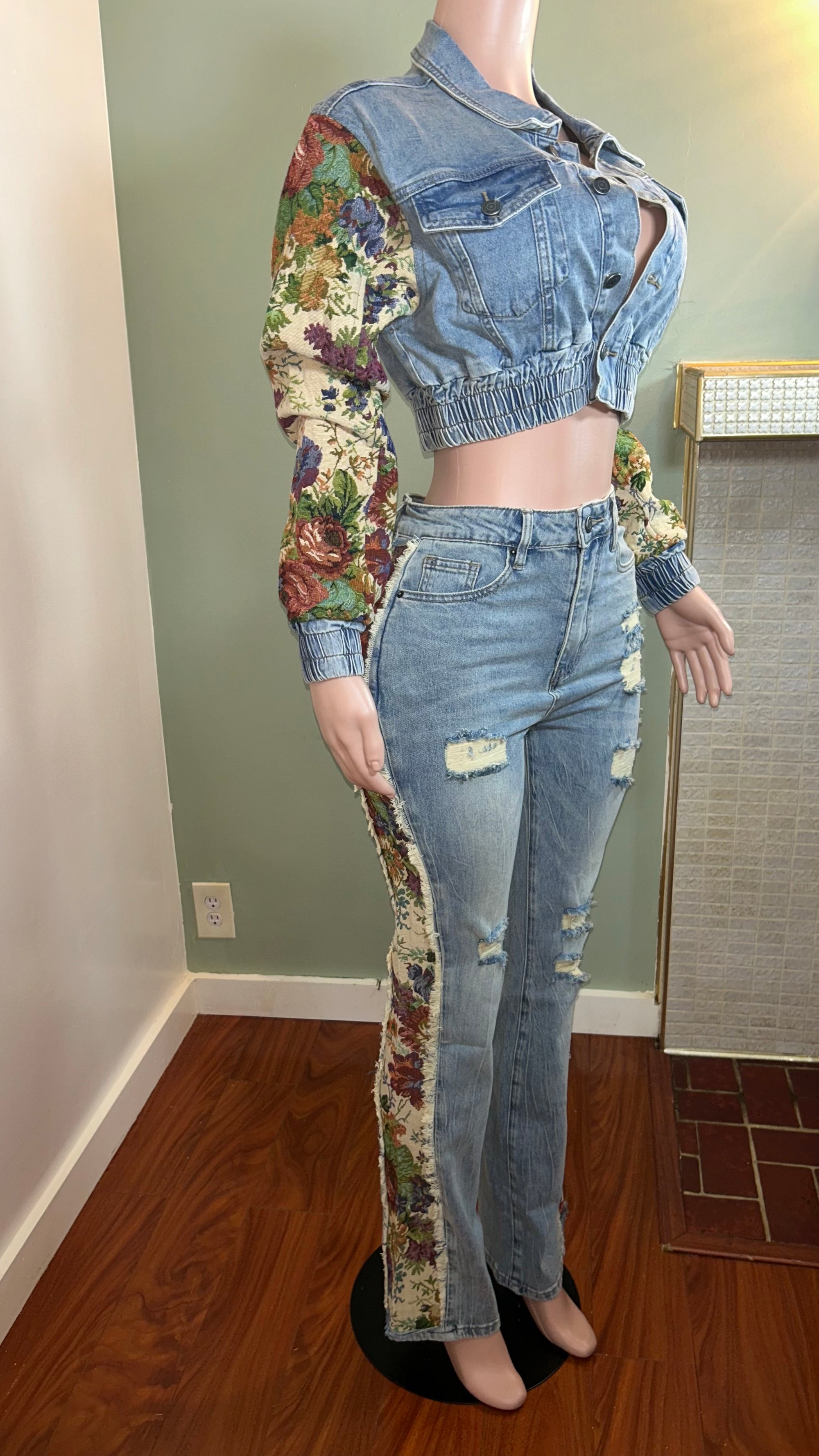 Steppin On Leaves Pant Set