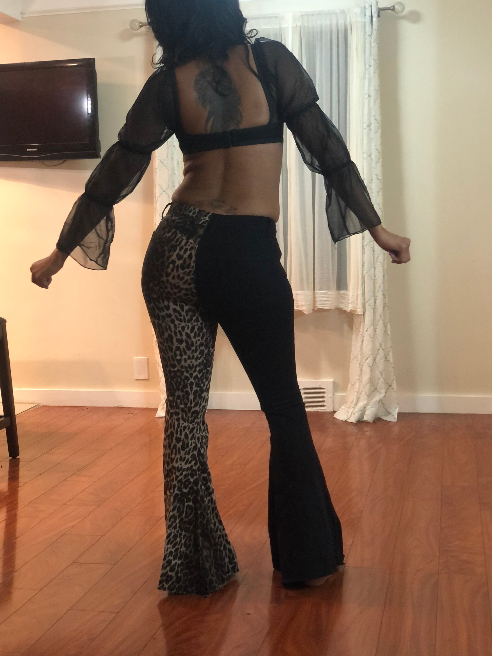 Square neck puff sleeve