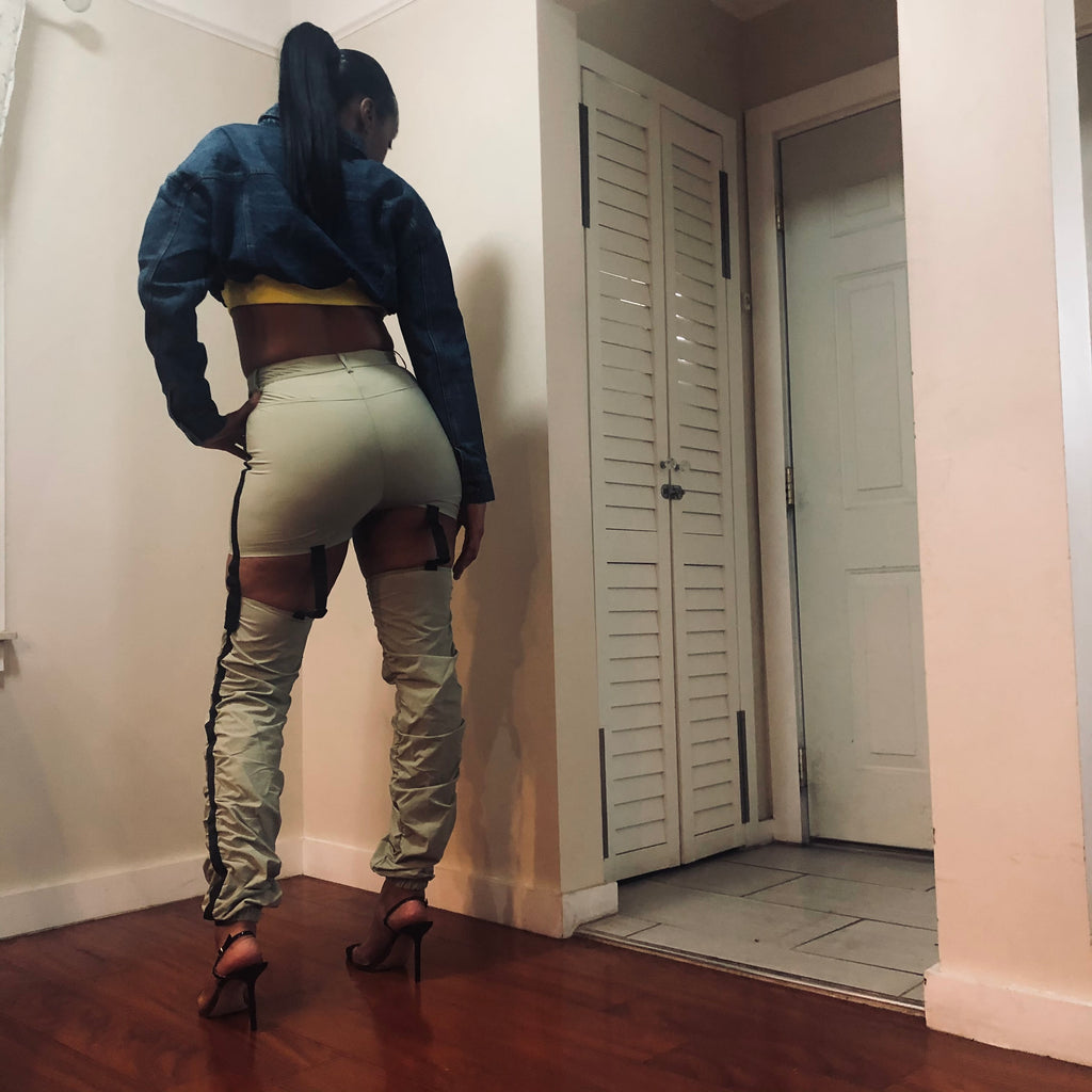 Belt ruched pants