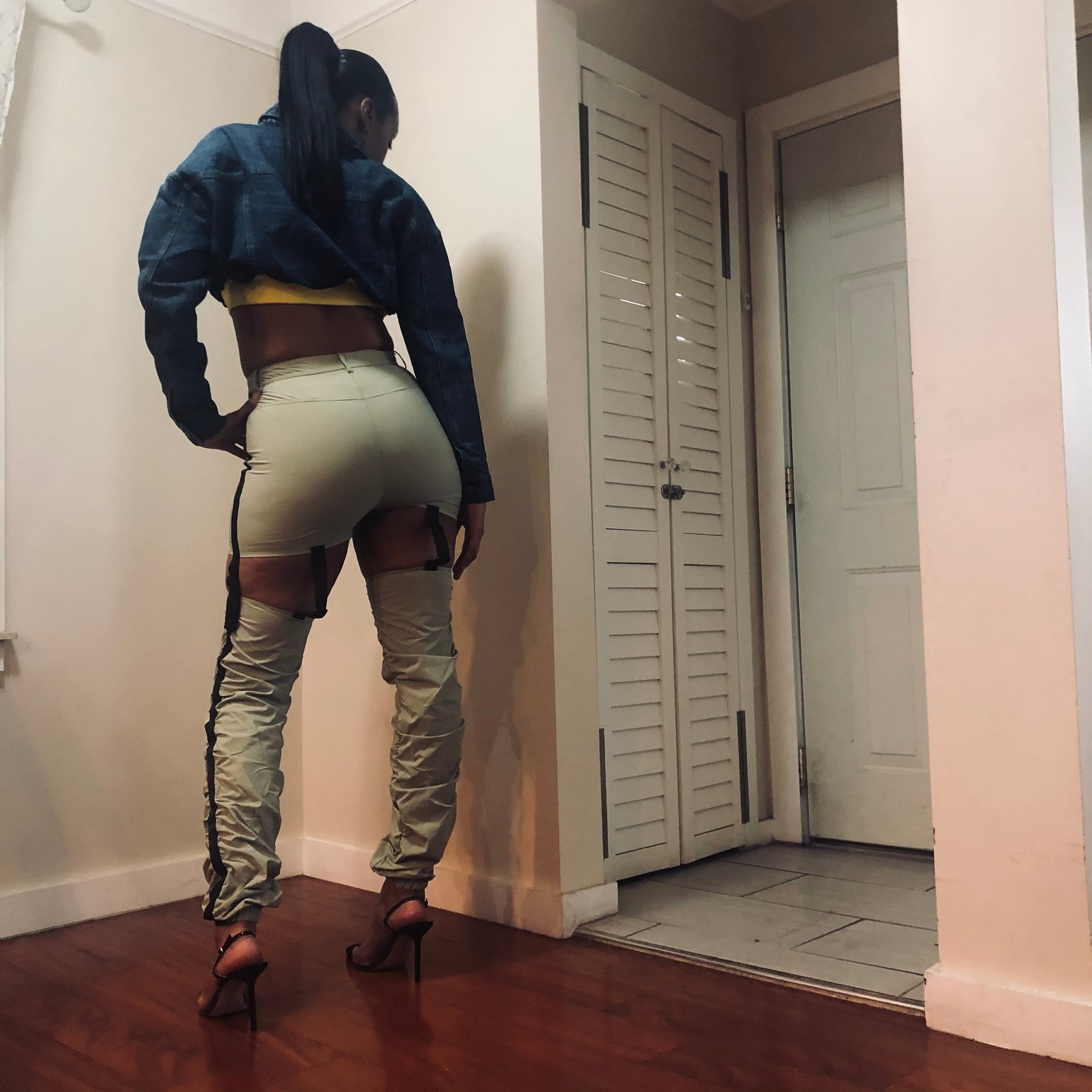 Belt ruched pants