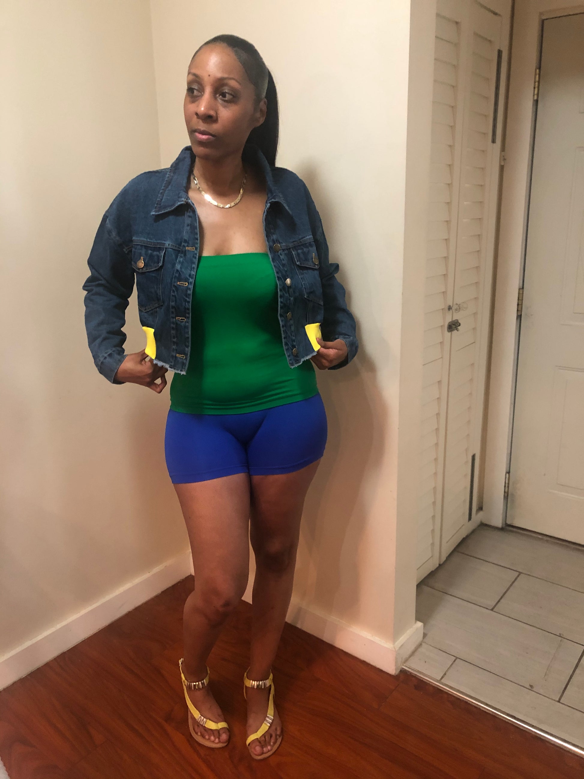 Crop denim jacket